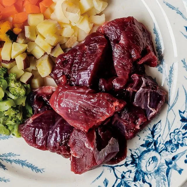 鹿 モモ肉 生肉